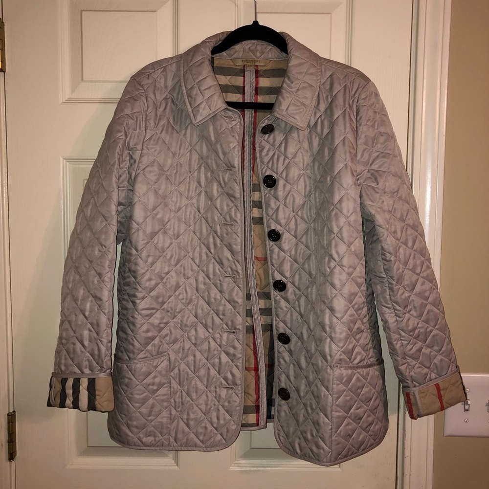 ✨S O L D✨  BURBERRY BRIT QUILTED JACKET